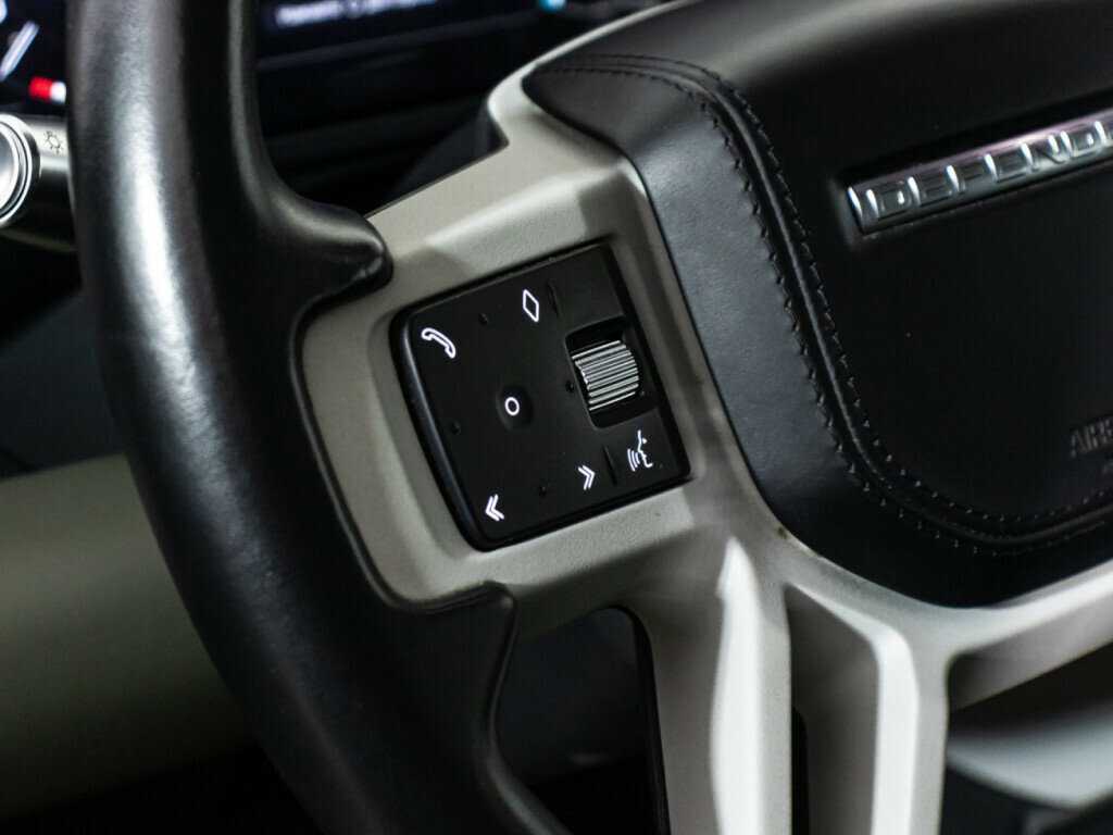 Купить Land Rover Defender 110, 2021, 42 303 км, фото №31