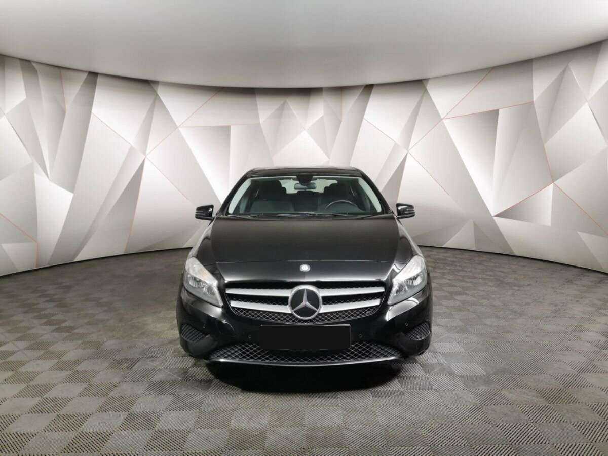 Купить Mercedes-Benz A-Класс 180, 2014, 70 496 км, фото №7