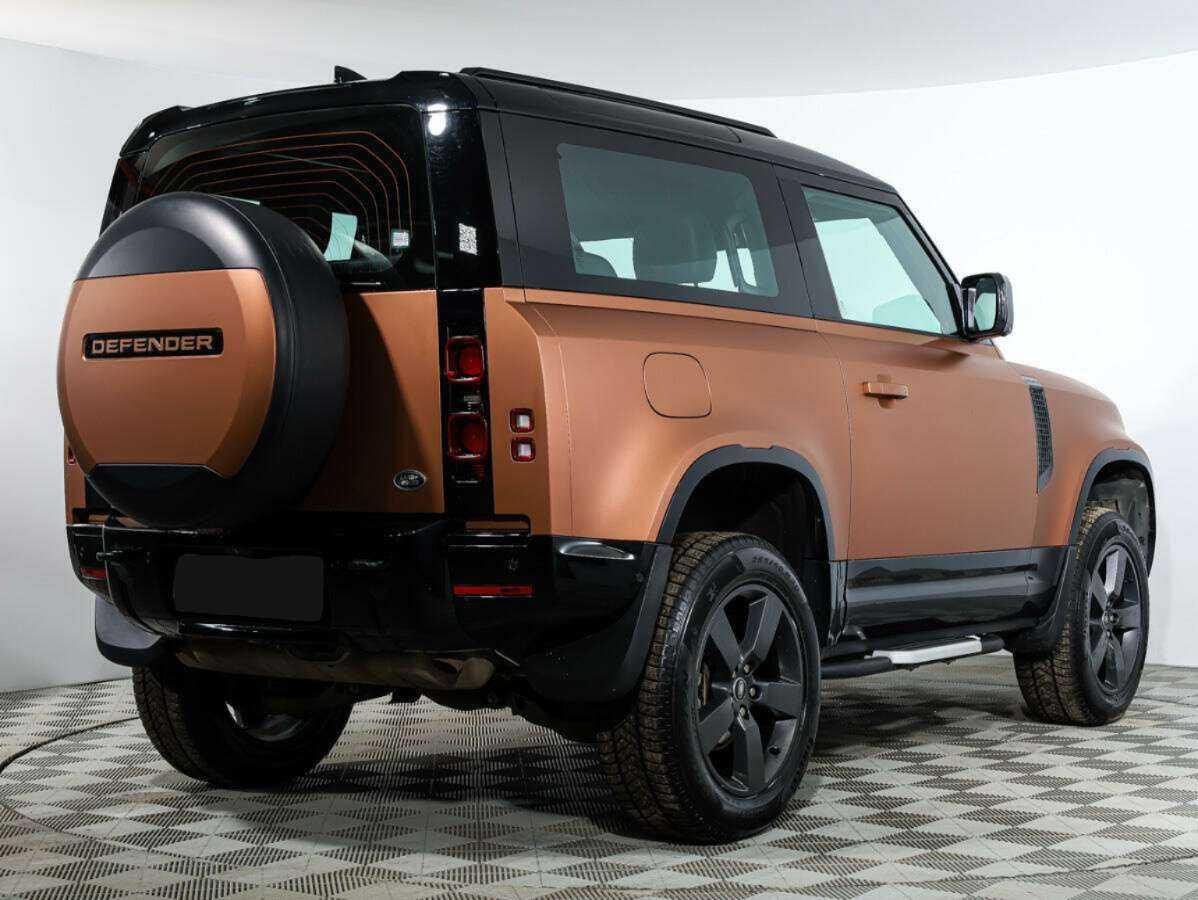 Купить Land Rover Defender 90, 2021, 79 925 км, фото №2