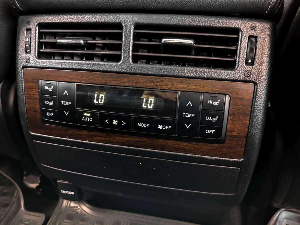 Купить Toyota Land Cruiser, 2019, 99 833 км, фото №23