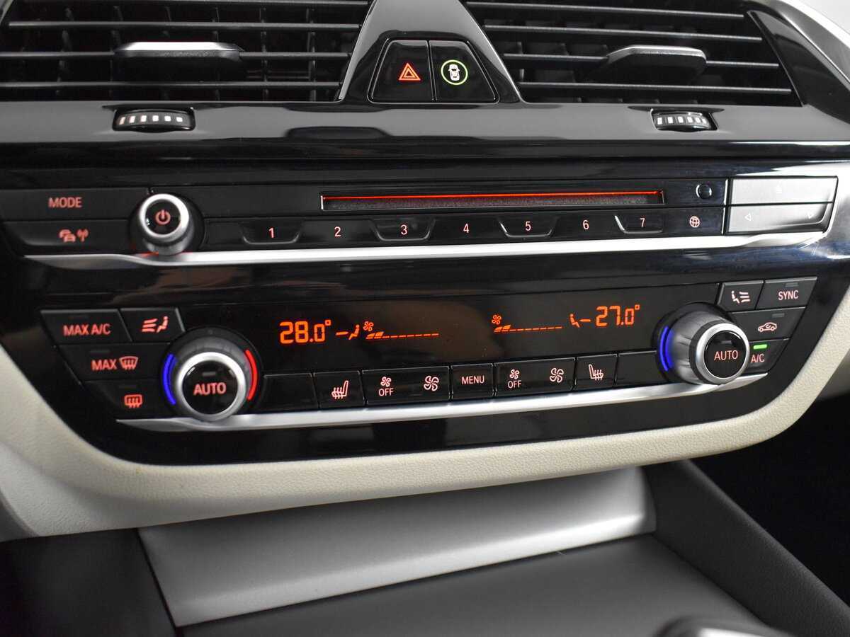 Купить BMW 5 серии 530d xDrive, 2018, 176 000 км, фото №19