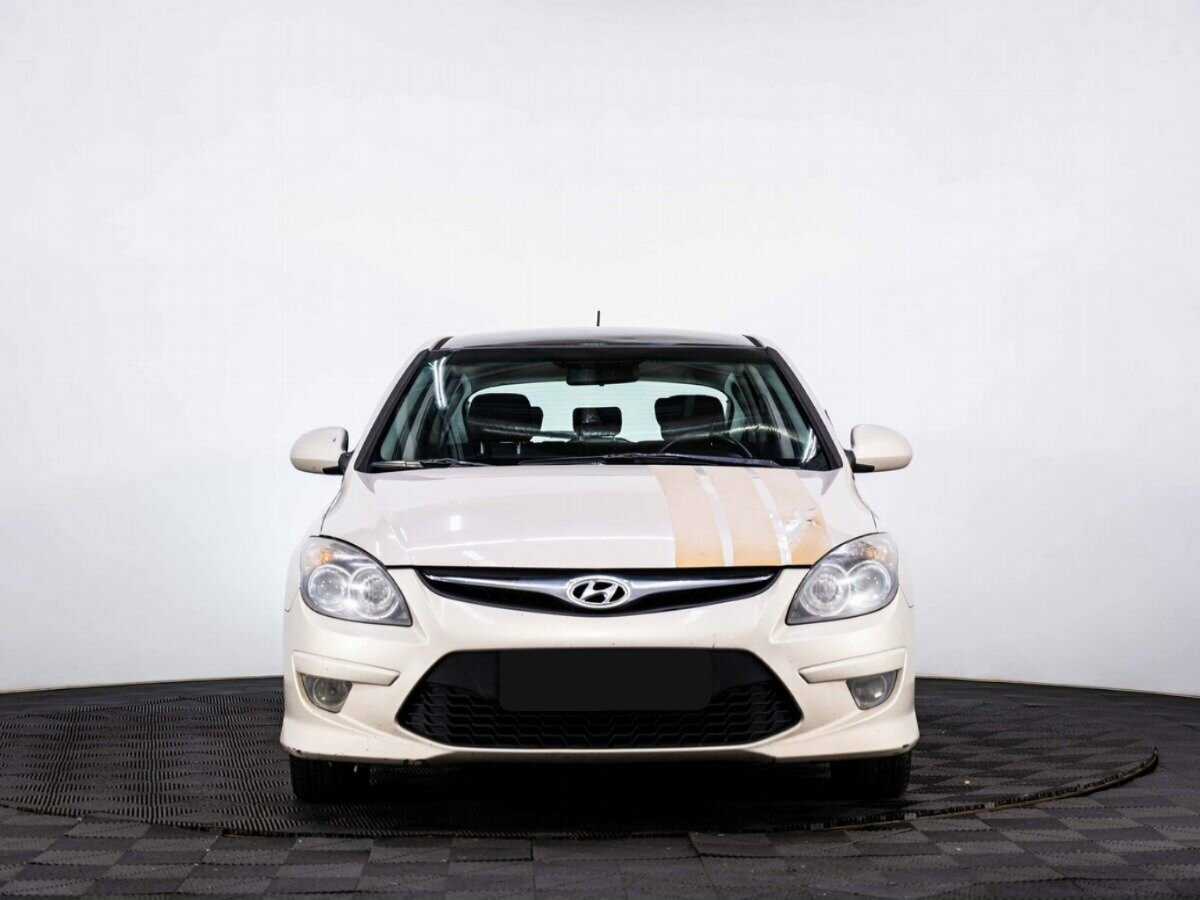 Купить Hyundai i30, 2010, 252 640 км, фото №2