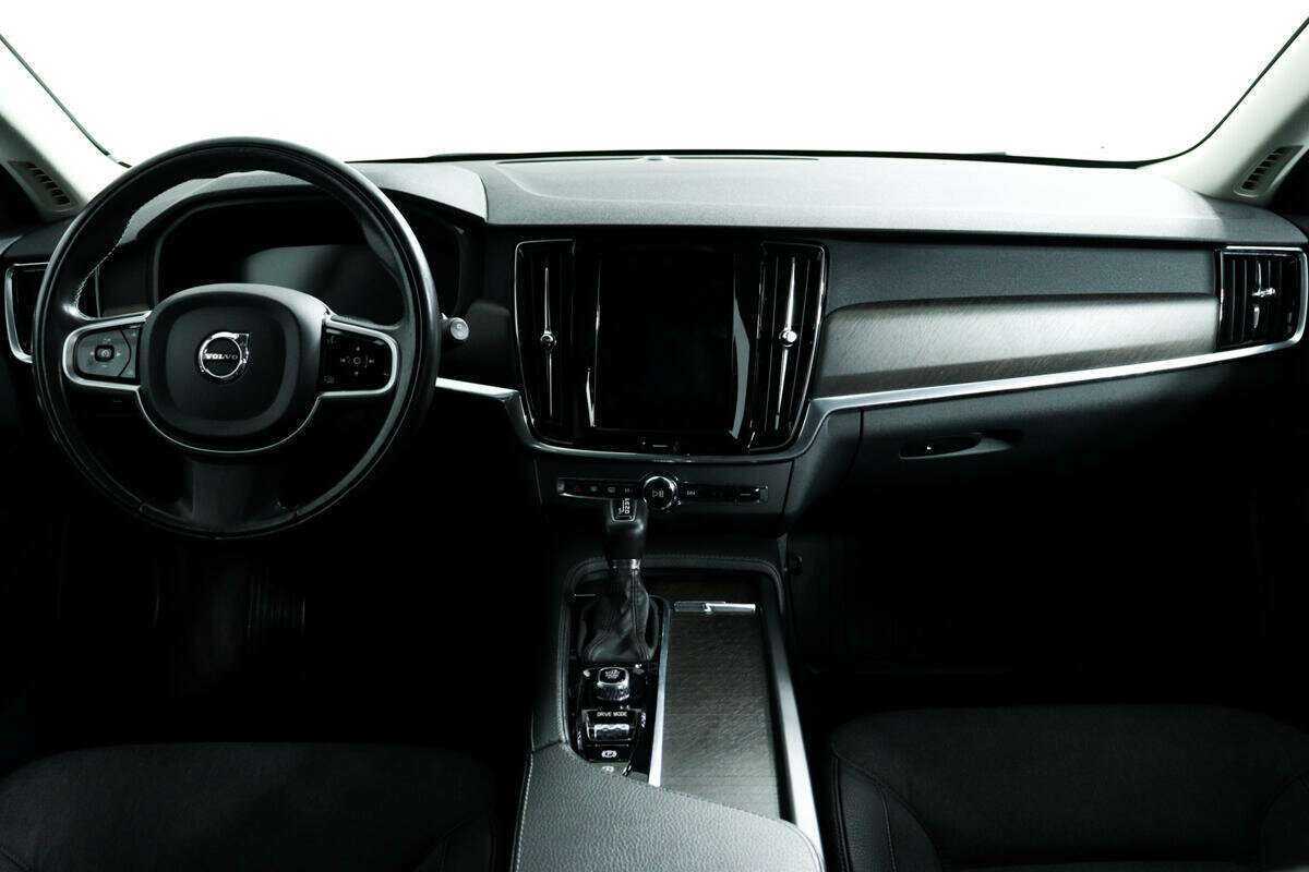 Купить Volvo V90 Cross Country, 2020, 169 273 км, фото №11