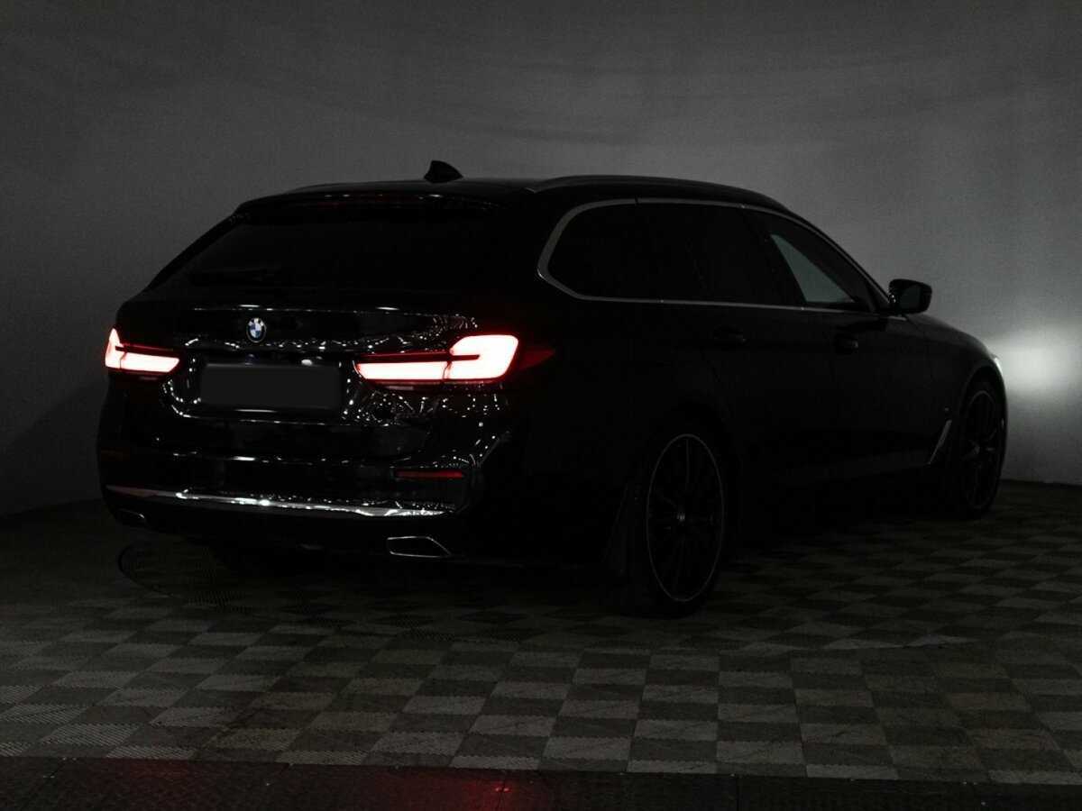 Купить BMW 5 серии 540d xDrive, 2020, 130 655 км, фото №32