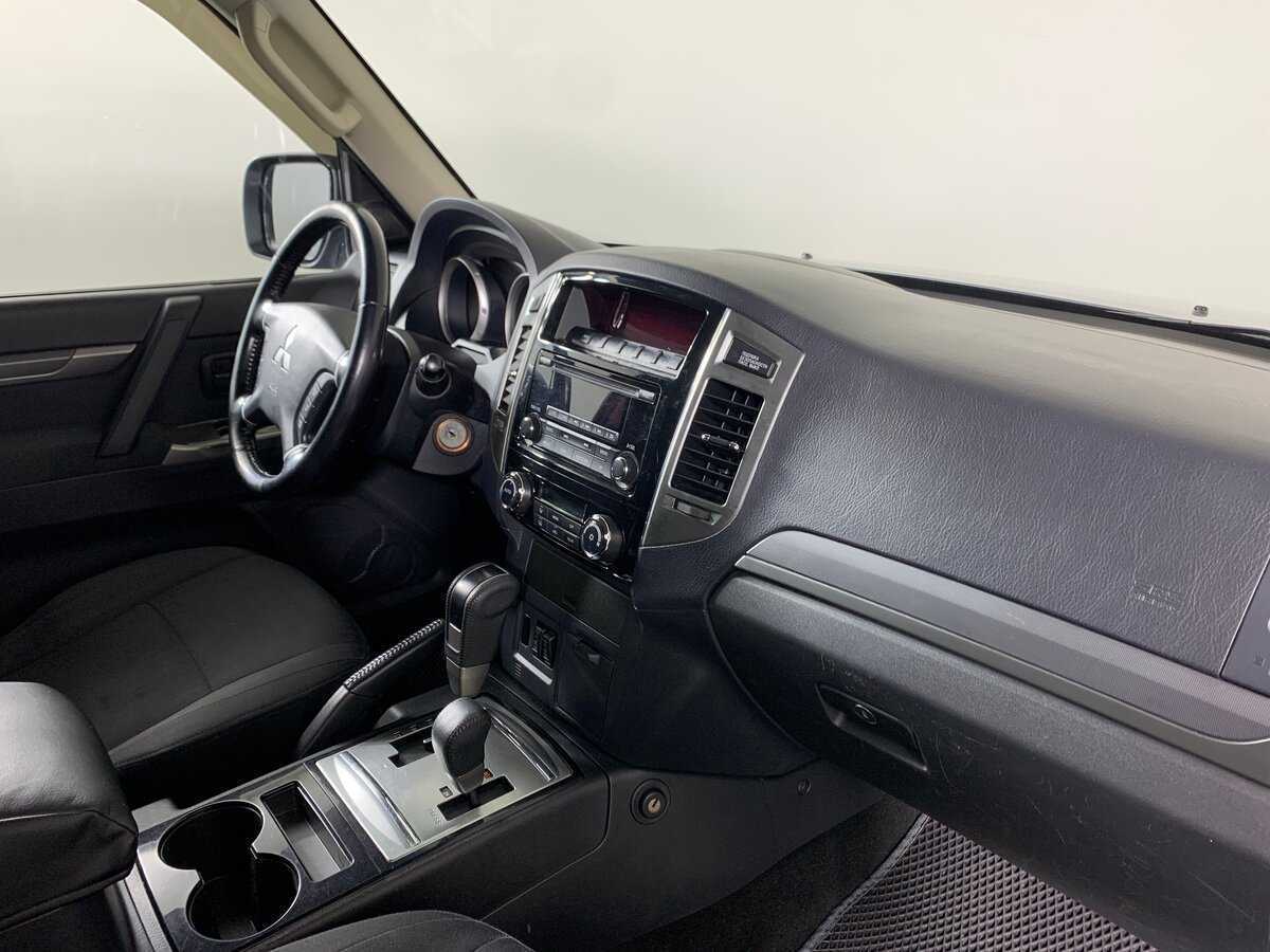 Купить Mitsubishi Pajero, 2015, 195 699 км, фото №14