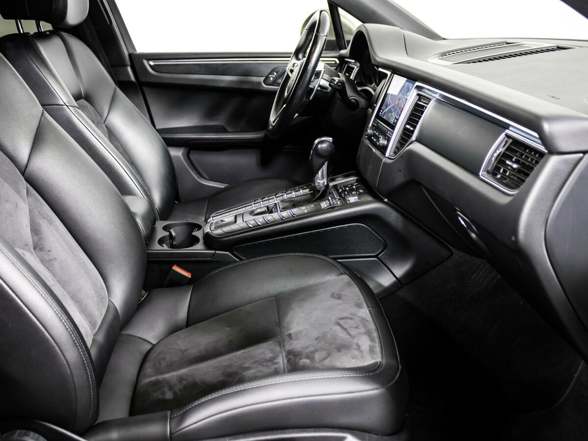 Купить Porsche Macan I, 2017, 121 232 км, фото №10