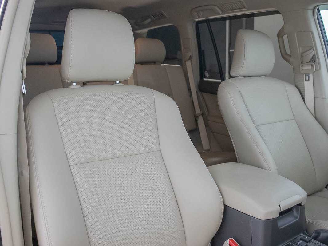 Купить Toyota Land Cruiser Prado, 2022, 18 322 км, фото №12