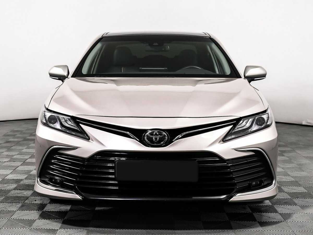 Купить Toyota Camry, 2023, 29 000 км, фото №2