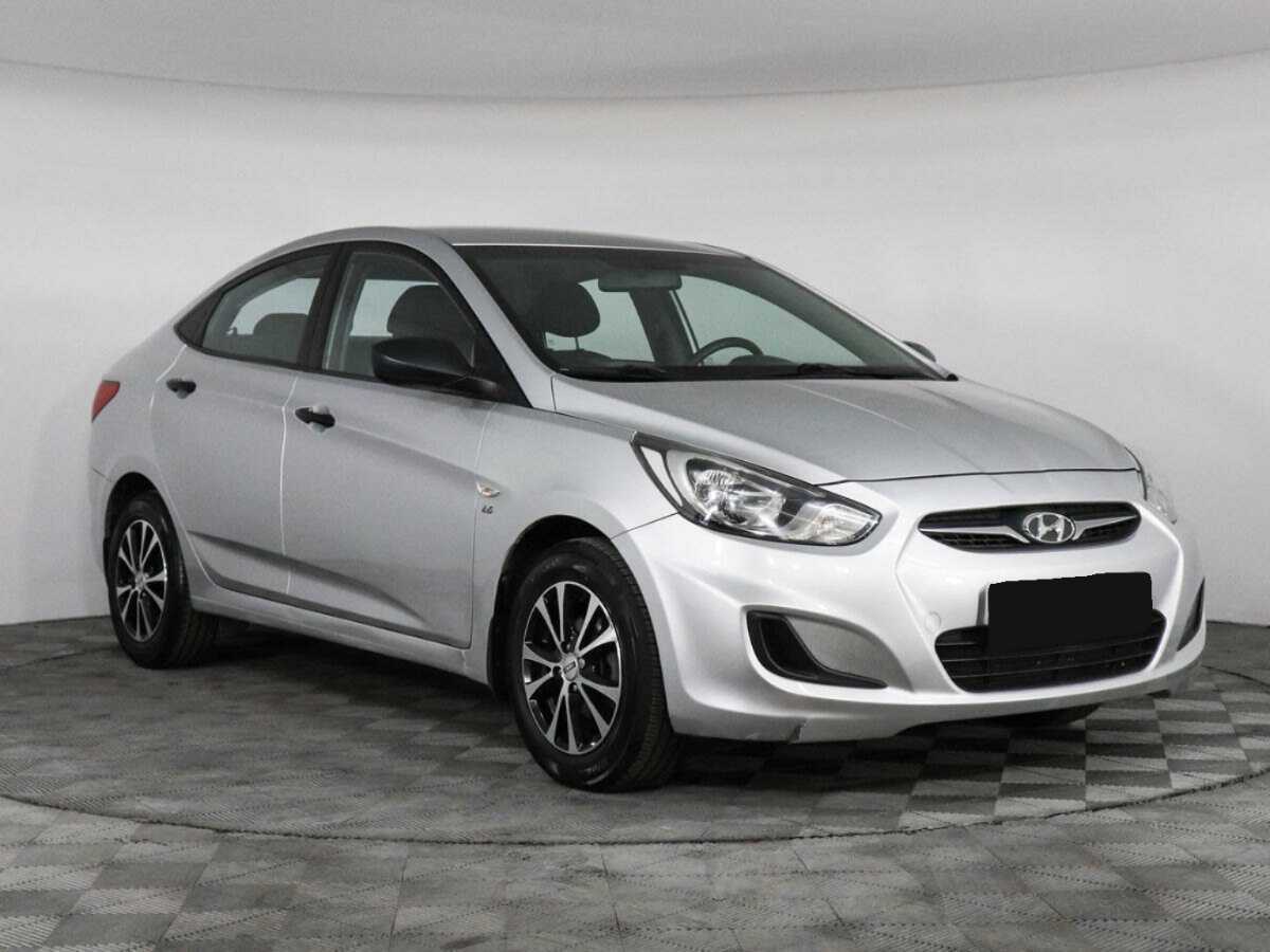 Купить Hyundai Solaris, 2011, 75 553 км, фото №3
