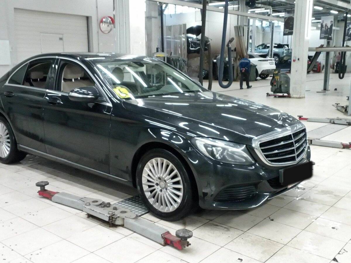 Купить Mercedes-Benz C-Класс 200, 2016, 131 366 км, фото №2