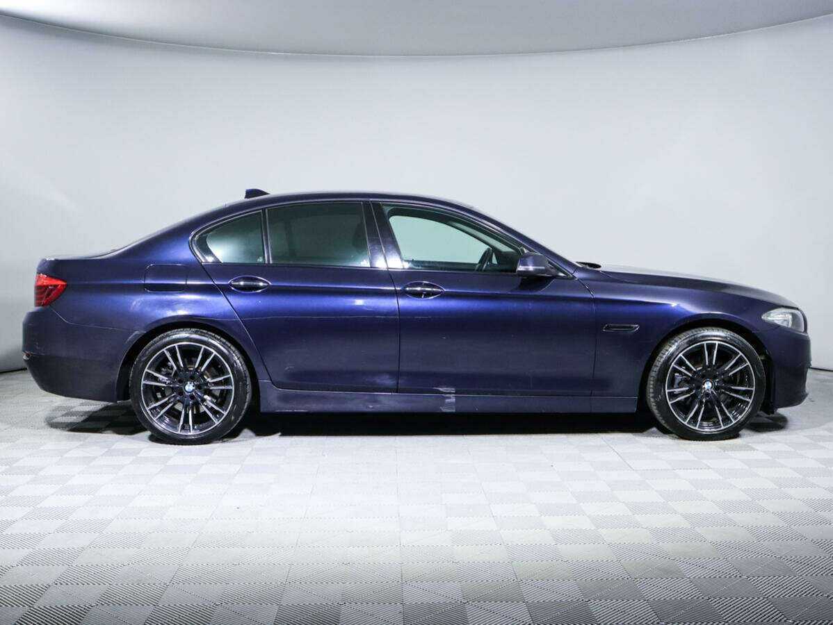 Купить BMW 5 серии 528i xDrive, 2013, 130 000 км, фото №3