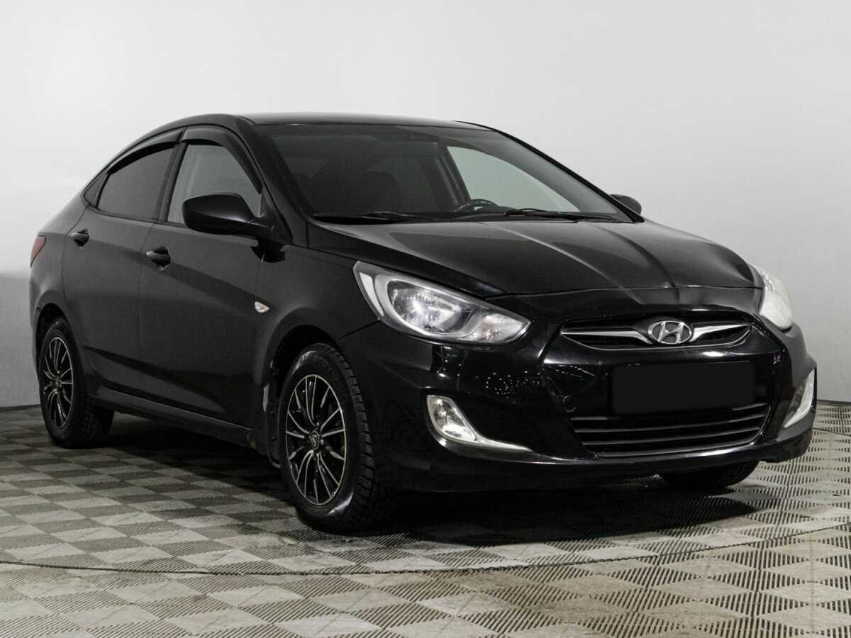 Купить Hyundai Solaris, 2011, 172 938 км, фото №3