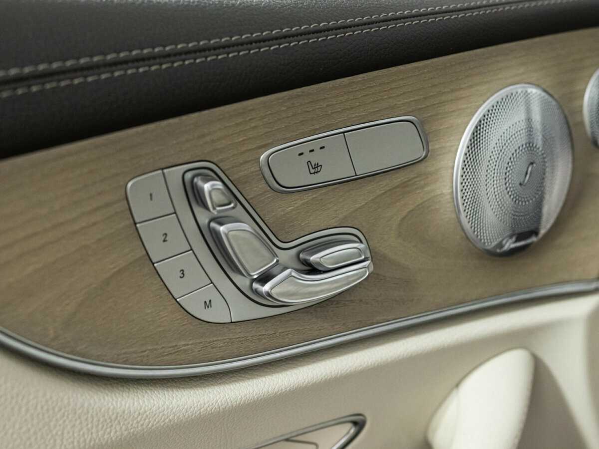 Купить Mercedes-Benz E-Класс 200, 2019, 89 106 км, фото №17