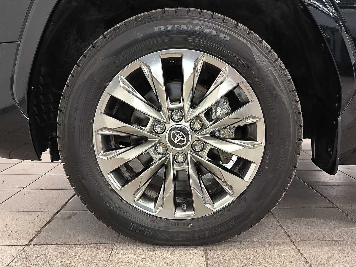 Купить Toyota Land Cruiser, 2021, 8 364 км, фото №12