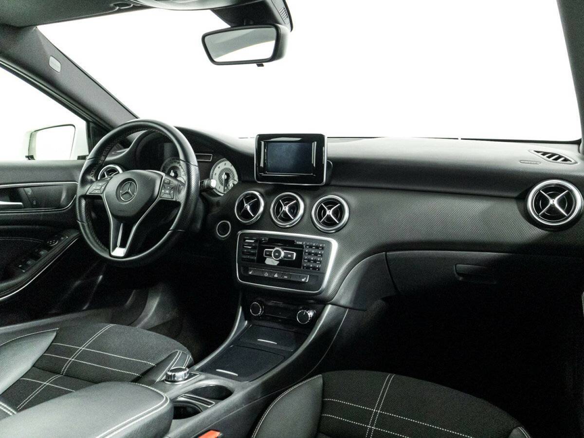 Купить Mercedes-Benz A-Класс 180, 2013, 75 397 км, фото №9