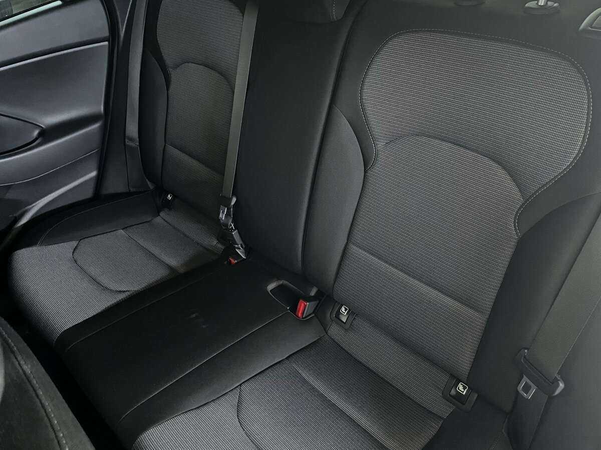 Купить Hyundai i30, 2022, 48 101 км, фото №16