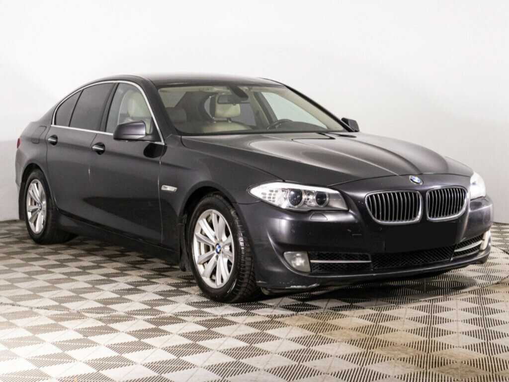 Купить BMW 5 серии 528i, 2012, 235 328 км, фото №3