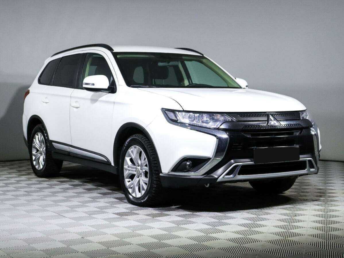Купить Mitsubishi Outlander, 2022, 34 123 км, фото №3
