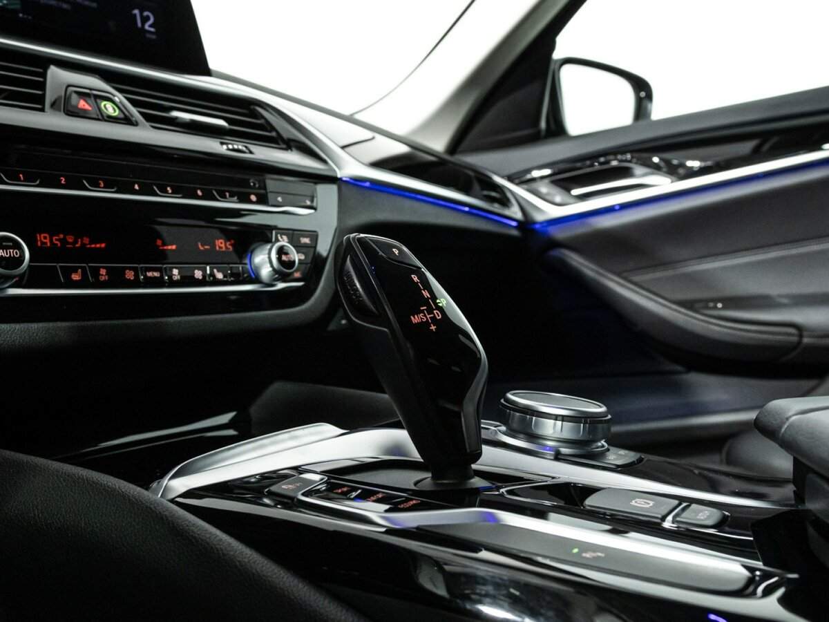 Купить BMW 5 серии 520d xDrive, 2020, 87 066 км, фото №22