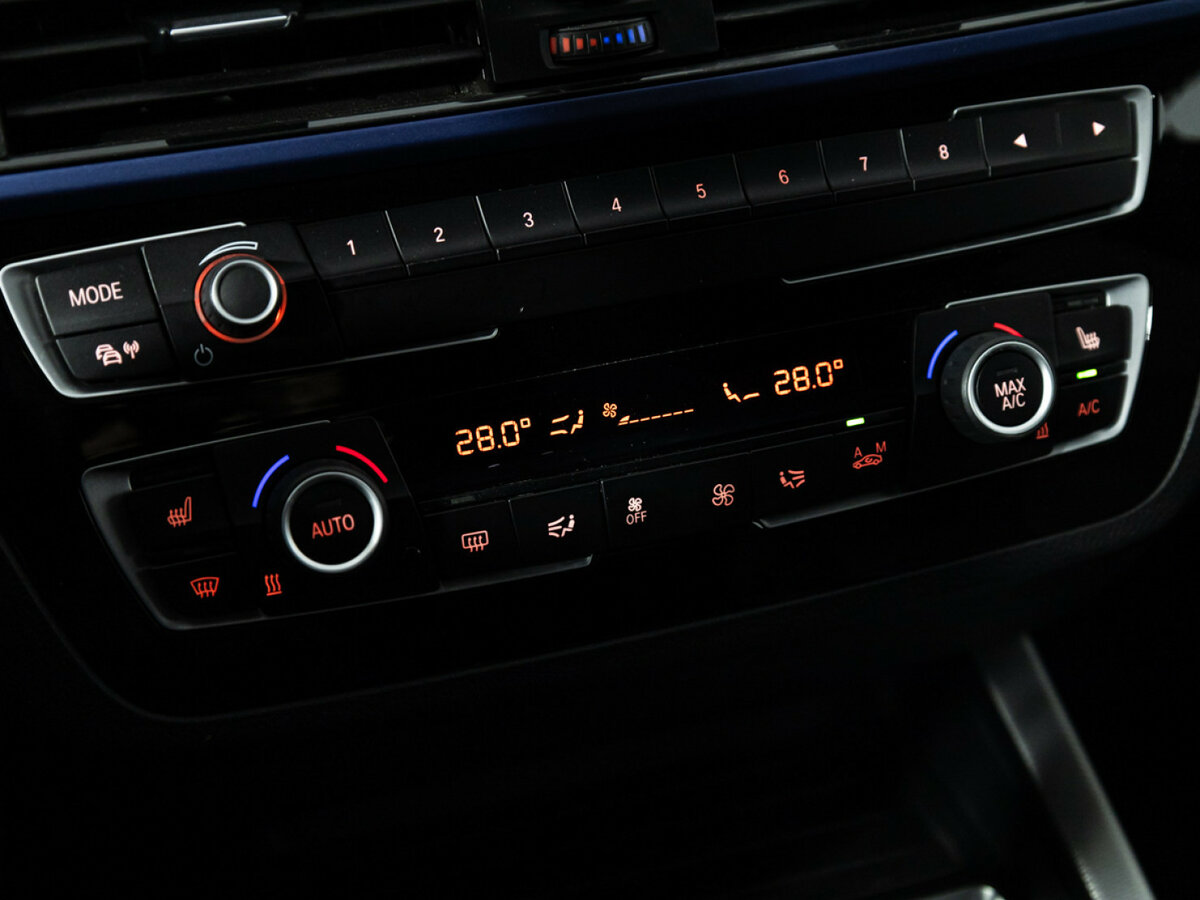 Купить BMW 1 серии 118i II (F20/F21) Рестайлинг 2, 2018, 68 025 км, фото №16