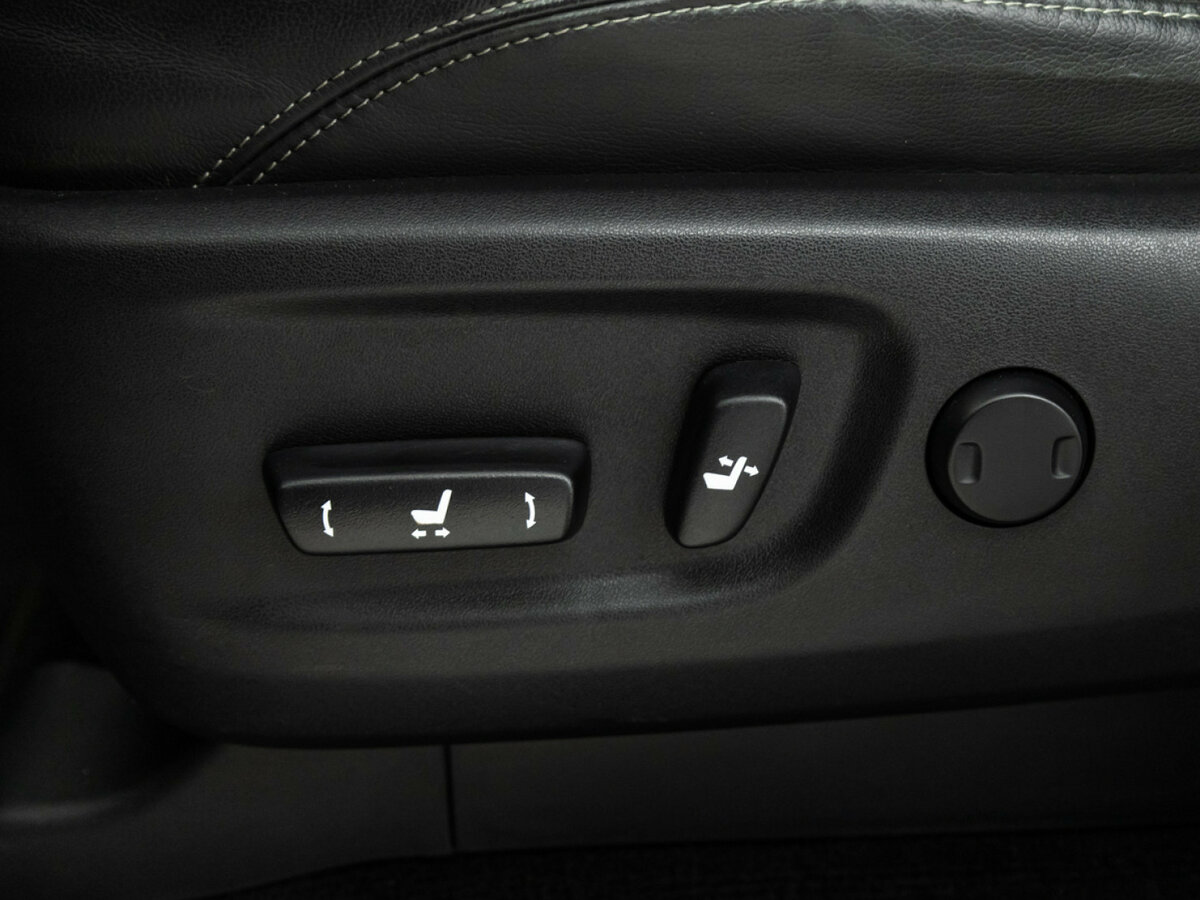 Купить Toyota Land Cruiser Prado 150 Series Рестайлинг 2, 2019, 165 271 км, фото №12