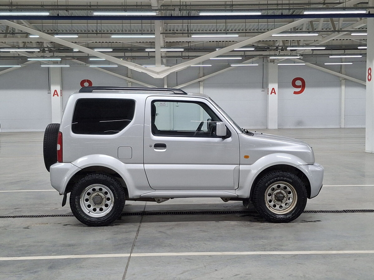 Купить Suzuki Jimny III Рестайлинг 1, 2011, 161 971 км, фото №4