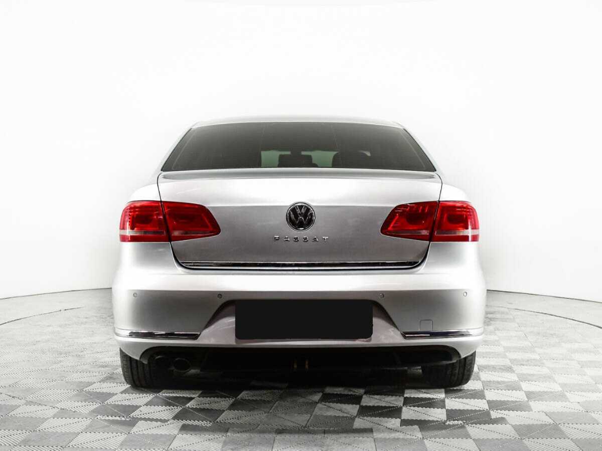 Купить Volkswagen Passat, 2011, 172 061 км, фото №6