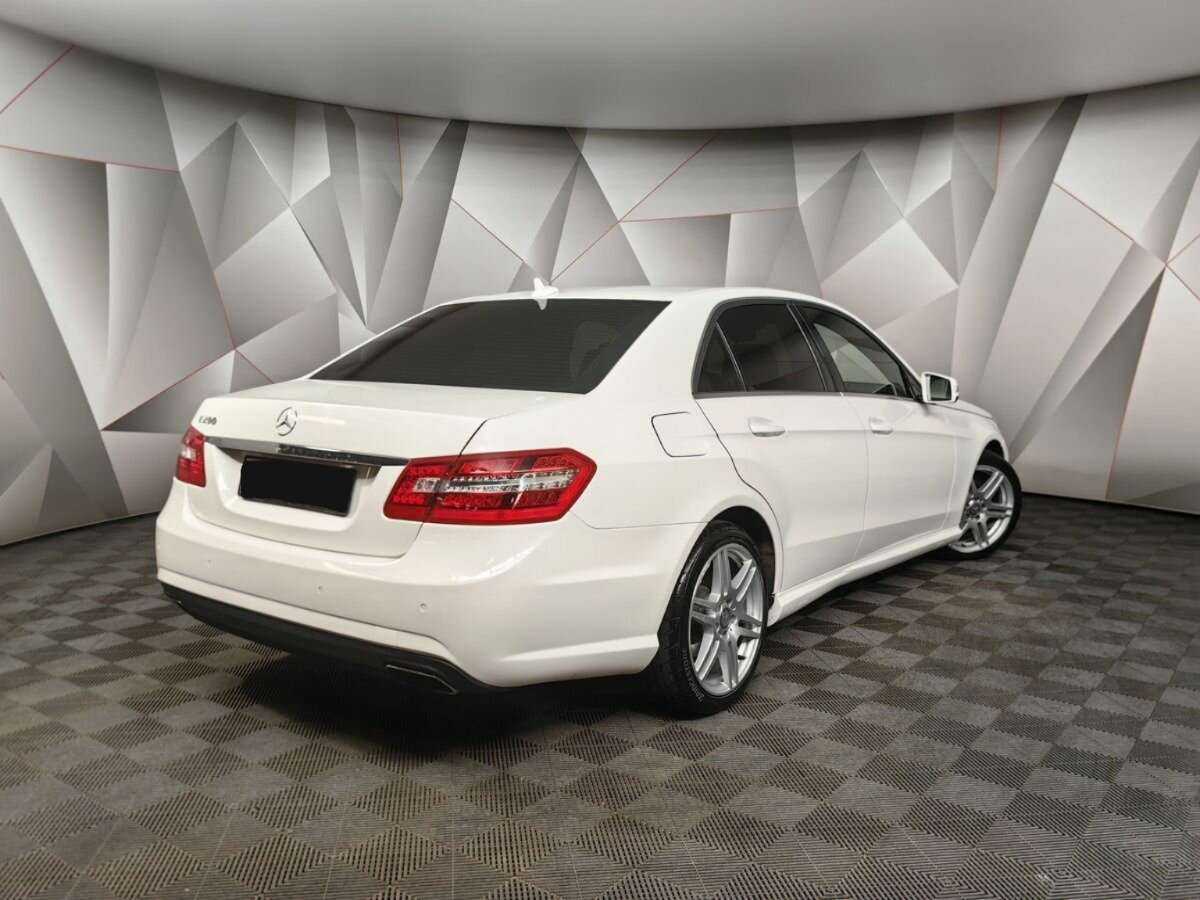 Купить Mercedes-Benz E-Класс 200 7G-Tronic, 2013, 98 454 км, фото №2