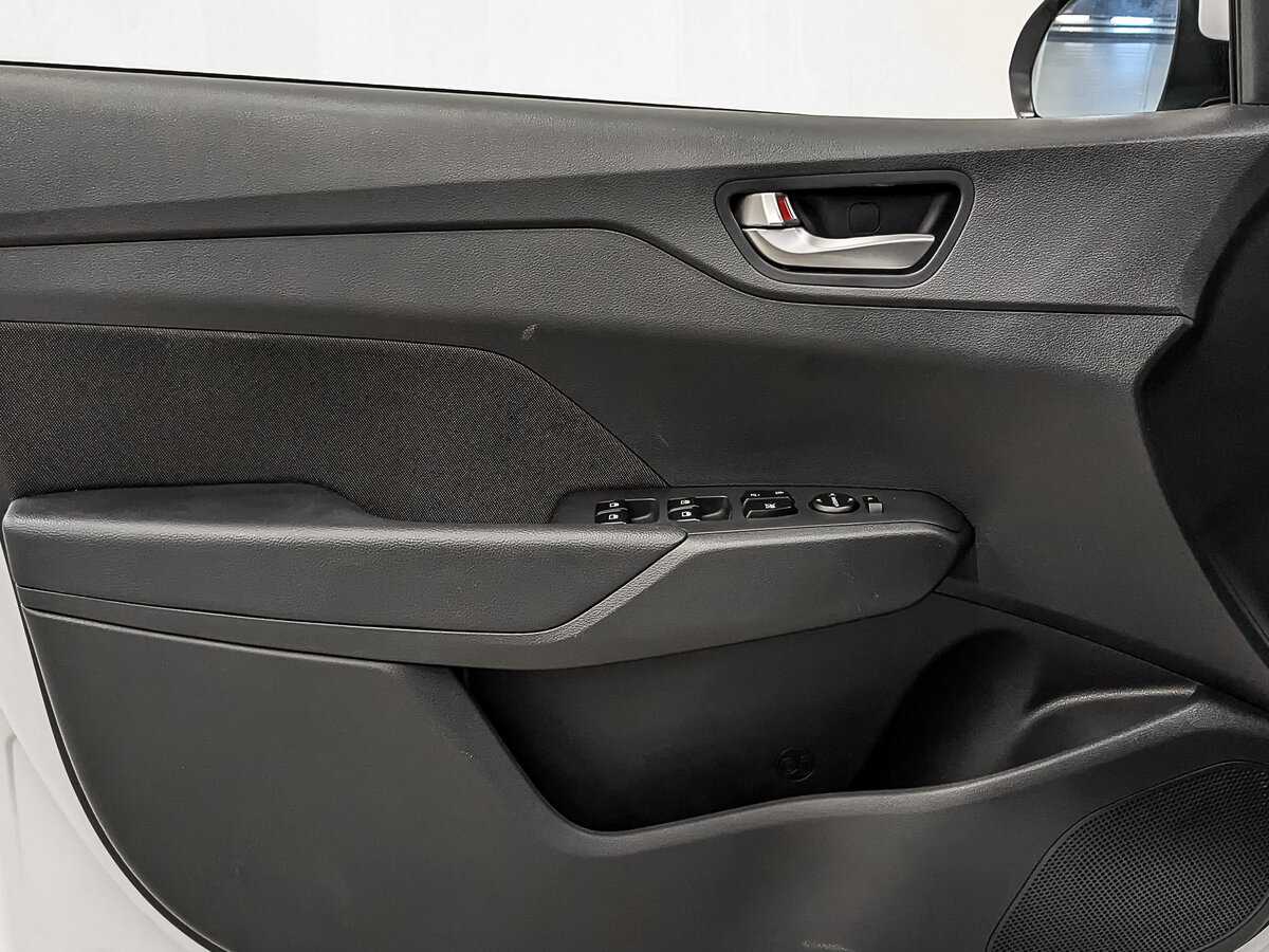 Купить Hyundai Solaris, 2022, 35 382 км, фото №19