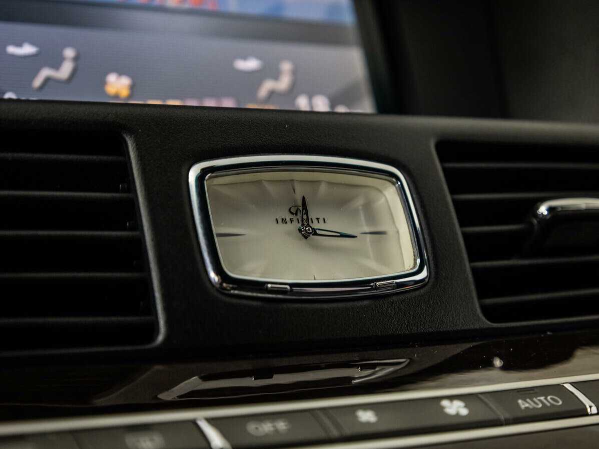Купить Infiniti M25, 2010, 239 000 км, фото №14