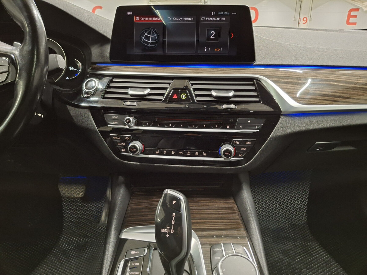 Купить BMW 5 серии 530i xDrive VII (G30/G31/G38), 2019, 116 501 км, фото №14