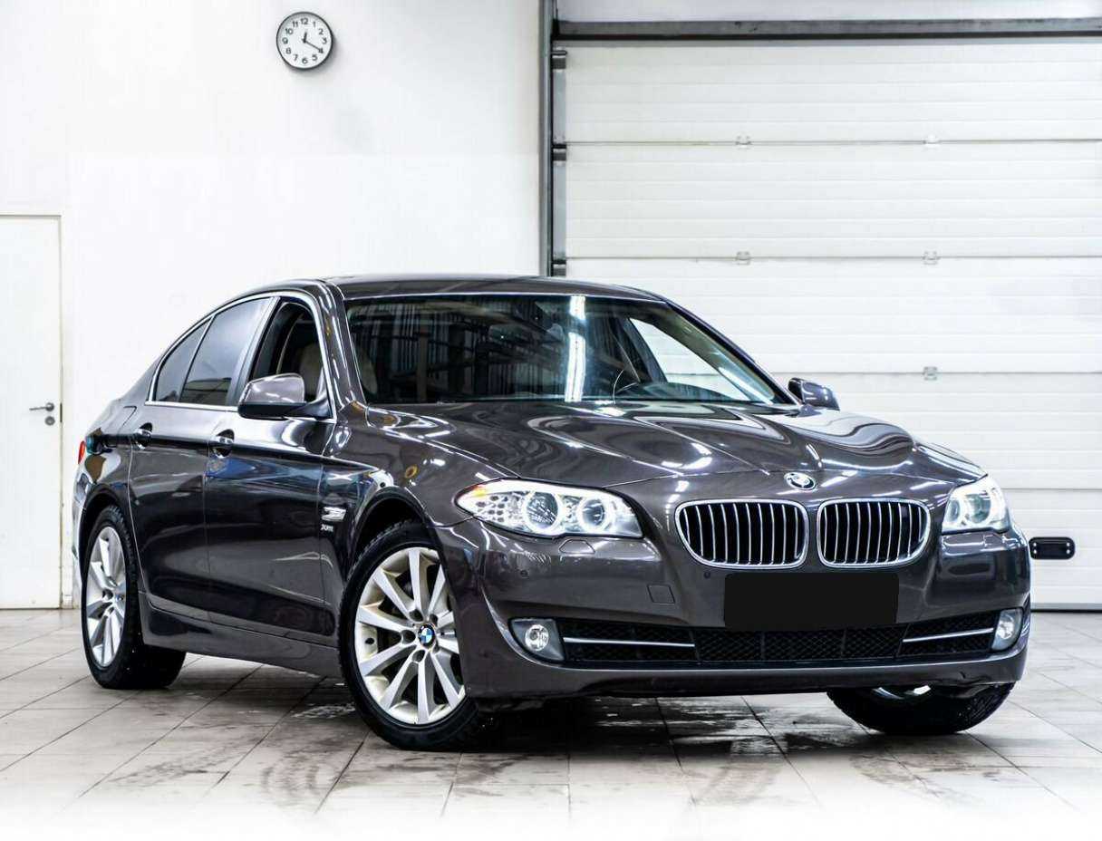 Купить BMW 5 серии 535i xDrive, 2012, 115 270 км, фото №2