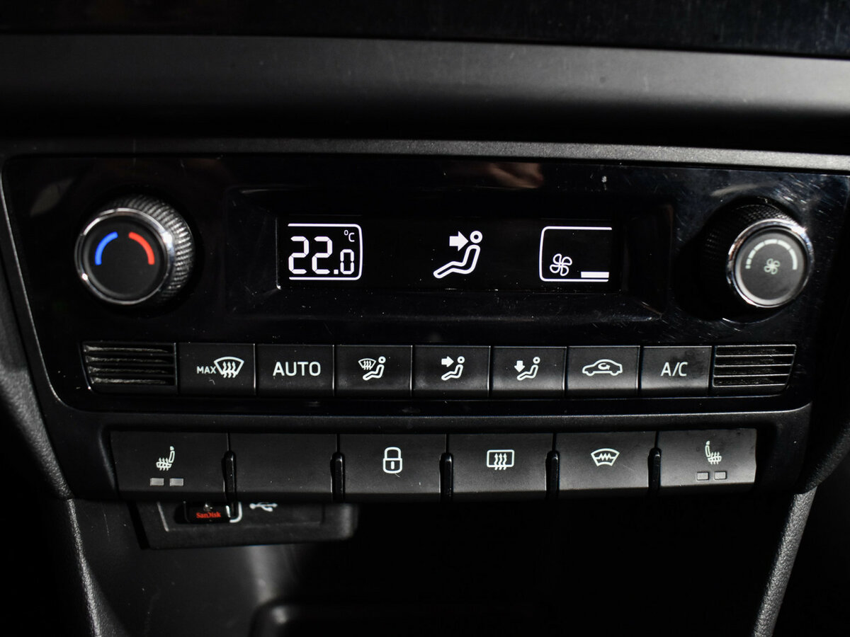 Купить Skoda Rapid I Рестайлинг, 2019, 189 228 км, фото №16