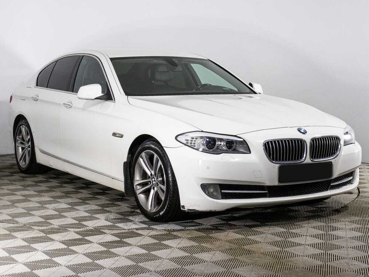 Купить BMW 5 серии 520i, 2012, 191 944 км, фото №3