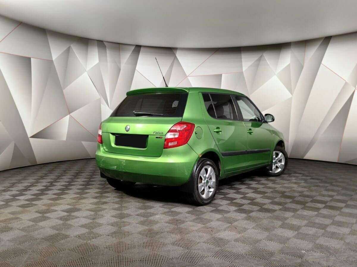 Купить Skoda Fabia, 2011, 120 971 км, фото №2