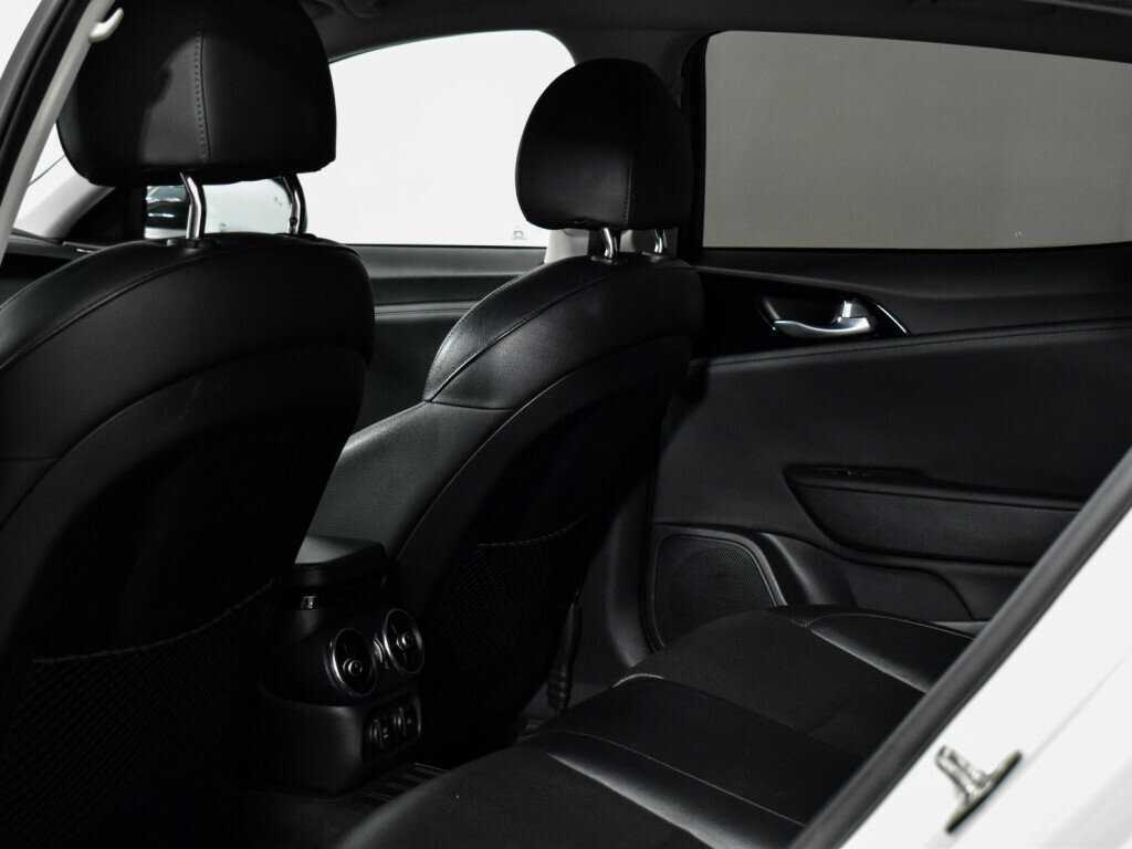Купить Kia Stinger, 2018, 141 514 км, фото №10