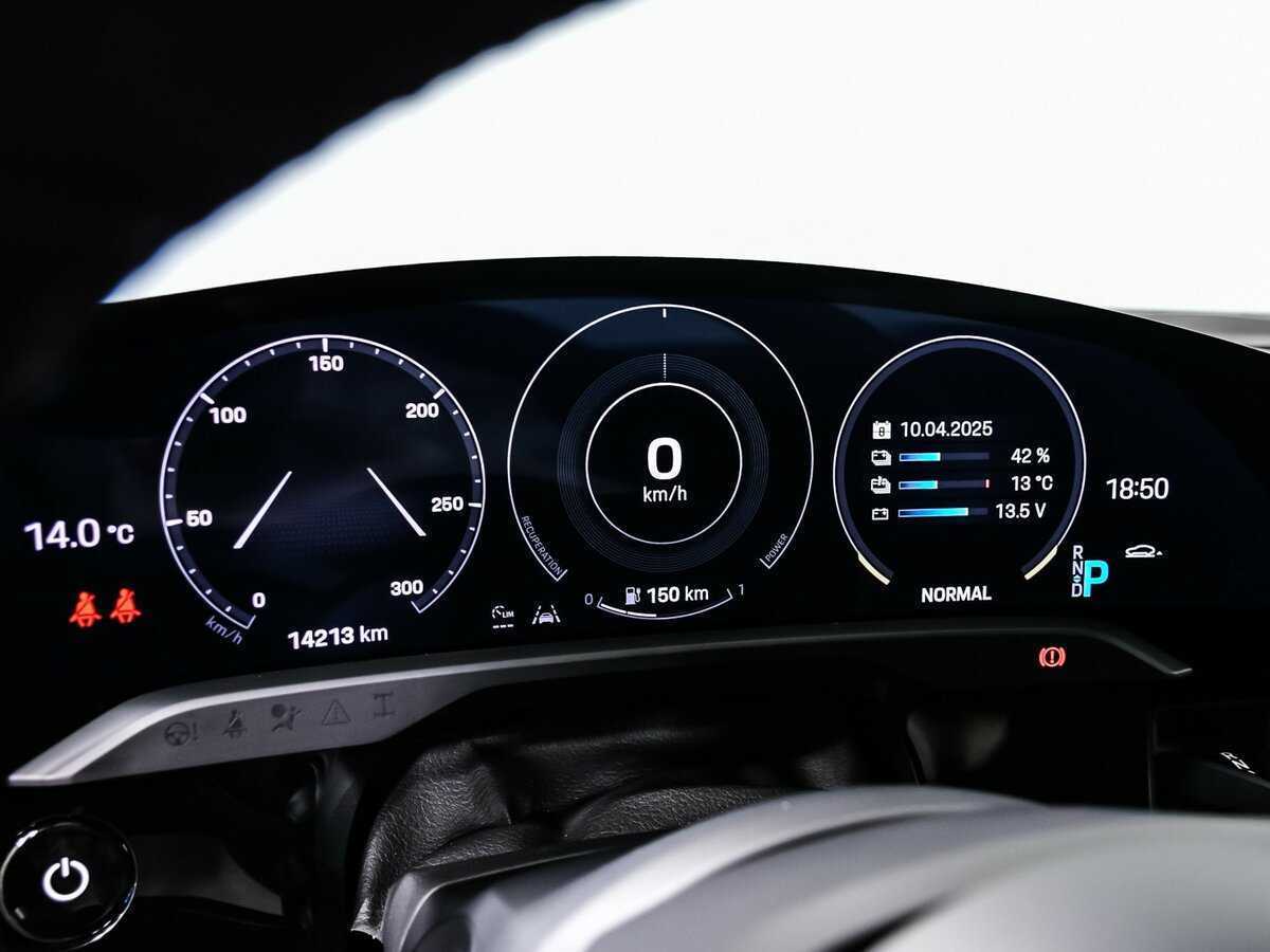 Купить Porsche Taycan Turbo, 2020, 14 211 км, фото №10