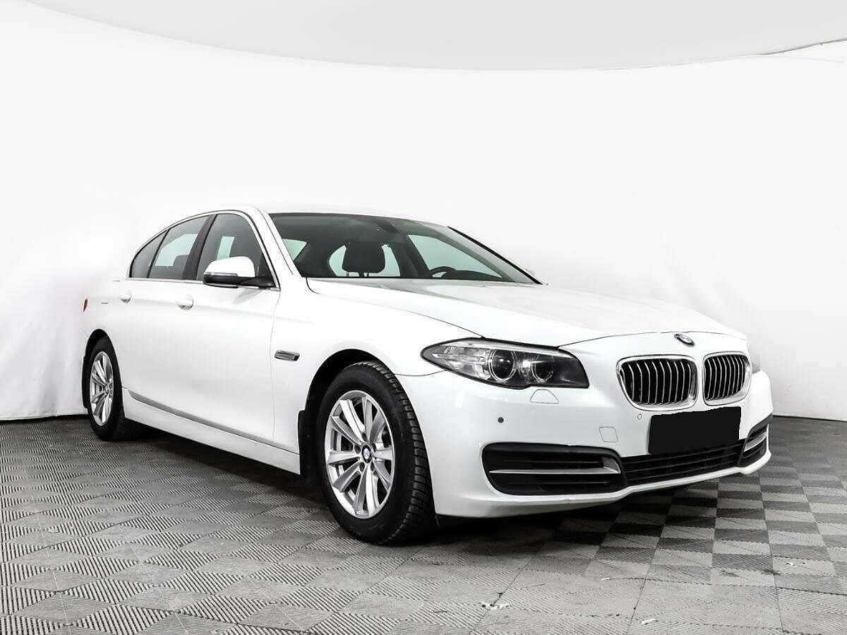 Купить BMW 5 серии 520i, 2015, 144 380 км, фото №3