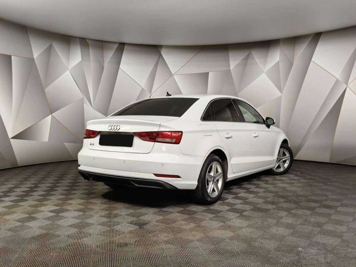 Купить Audi A3, 2019, 135 026 км, фото №2