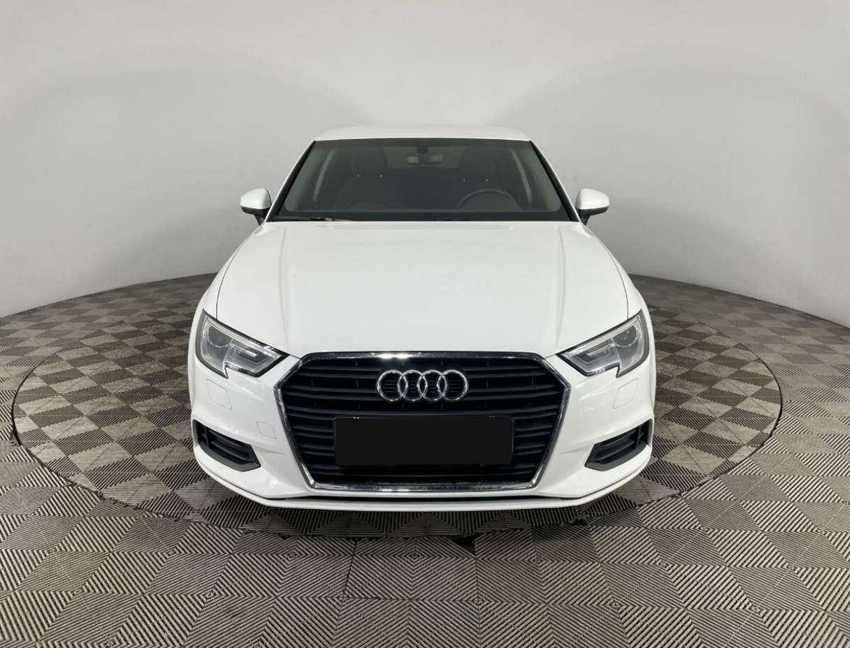Купить Audi A3, 2018, 64 930 км, фото №2