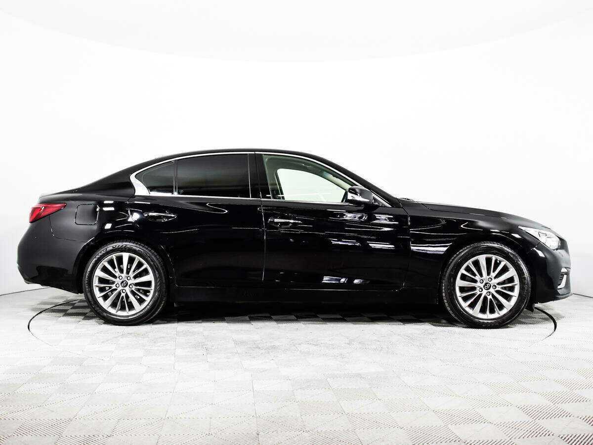 Купить Infiniti Q50, 2018, 109 239 км, фото №4