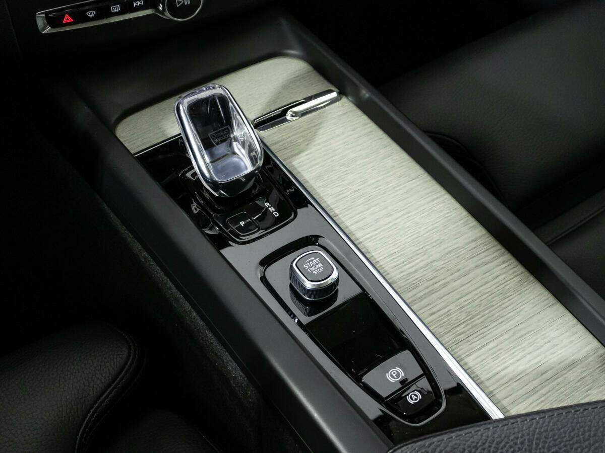 Купить Volvo XC60, 2021, 35 632 км, фото №17