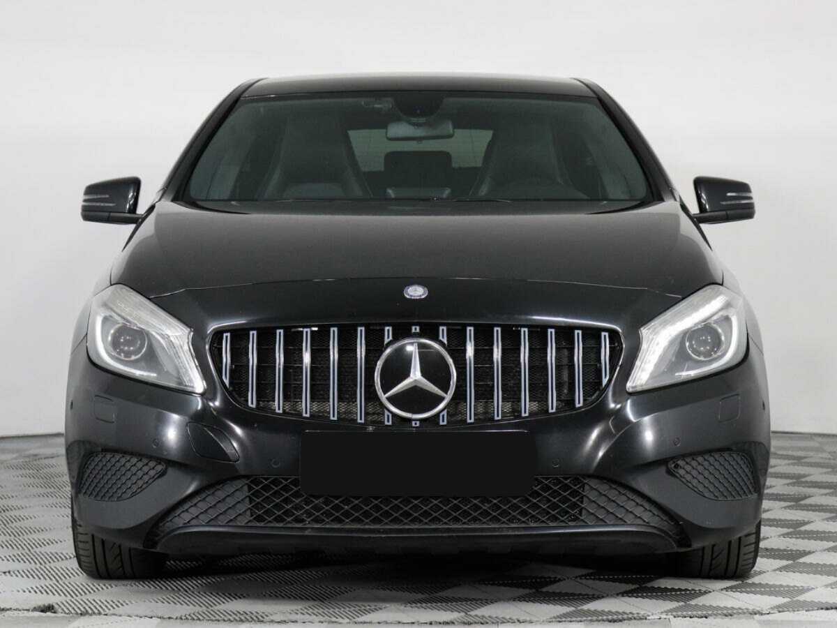 Купить Mercedes-Benz A-Класс 180, 2013, 150 434 км, фото №2