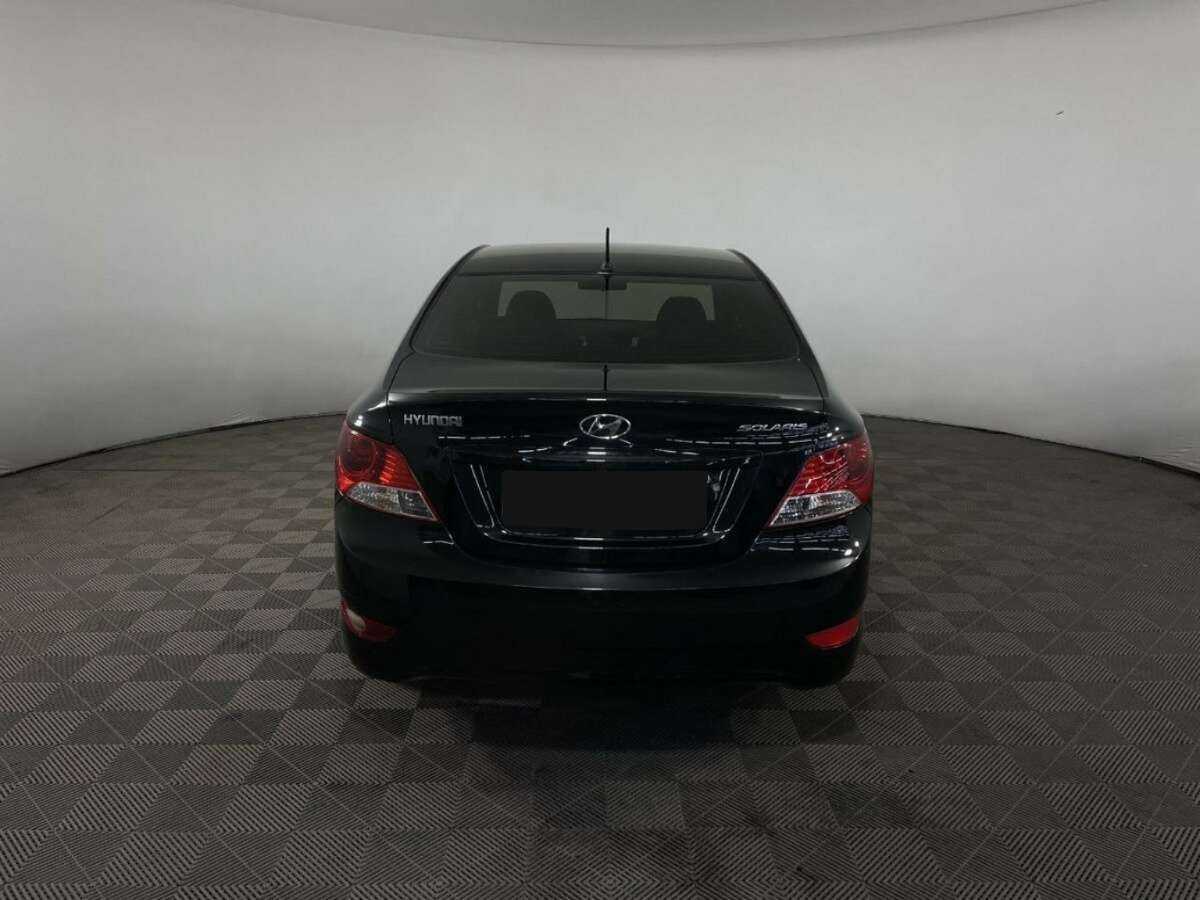 Купить Hyundai Solaris, 2011, 223 502 км, фото №3