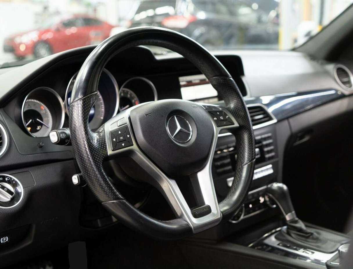 Купить Mercedes-Benz C-Класс 180, 2012, 131 800 км, фото №5