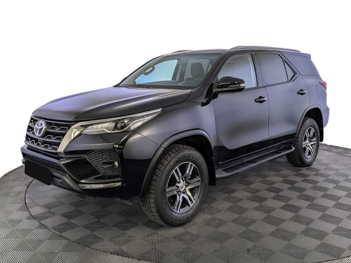 Купить Toyota Fortuner, 2021, 35 220 км, фото №1