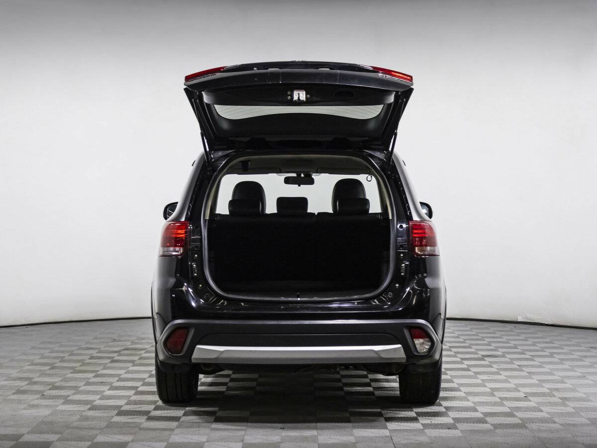 Купить Mitsubishi Outlander III Рестайлинг 2, 2015, 265 077 км, фото №17