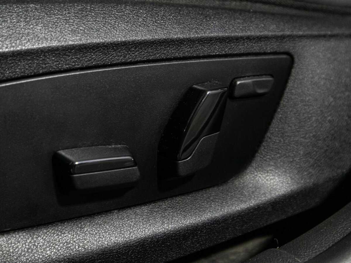 Купить BMW 5 серии 530i xDrive, 2018, 204 598 км, фото №15