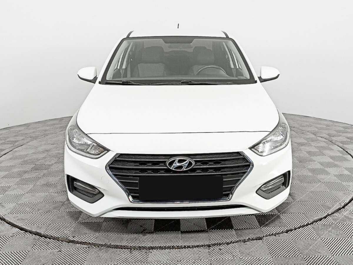 Купить Hyundai Solaris, 2017, 48 102 км, фото №2
