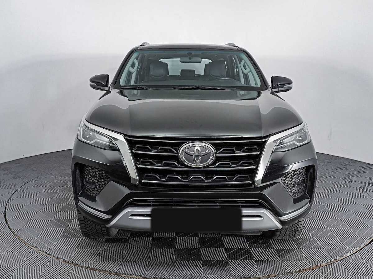 Купить Toyota Fortuner, 2020, 133 030 км, фото №2